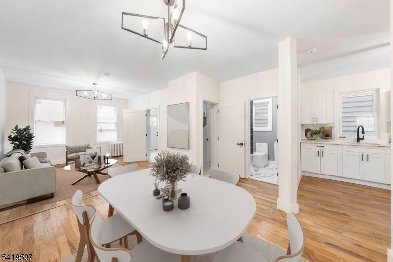 41 New St, Jersey City, NJ 07305