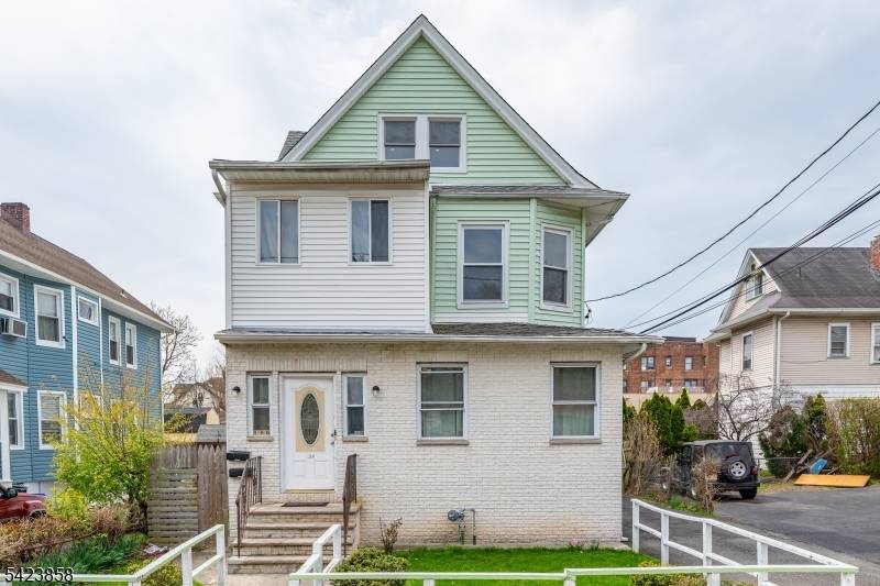 129 Howard Ave, Passaic City, NJ 07055