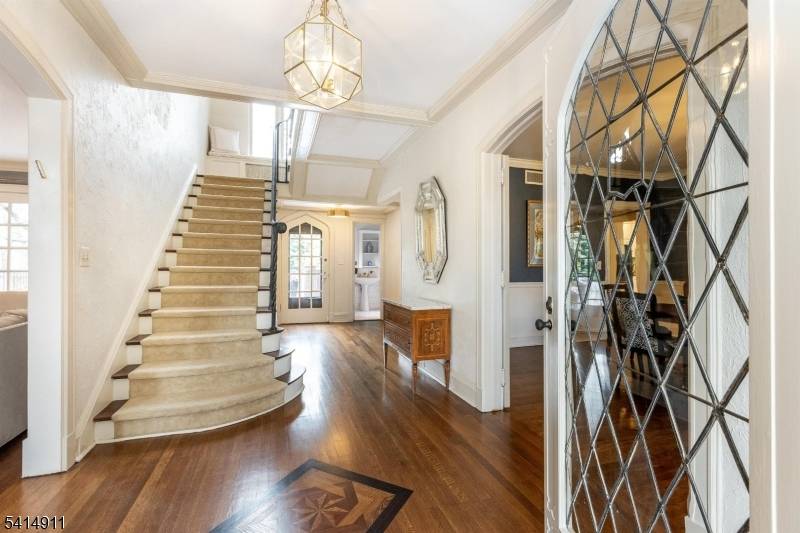 416 Twin Oak Rd, South Orange Village Twp., NJ 07079