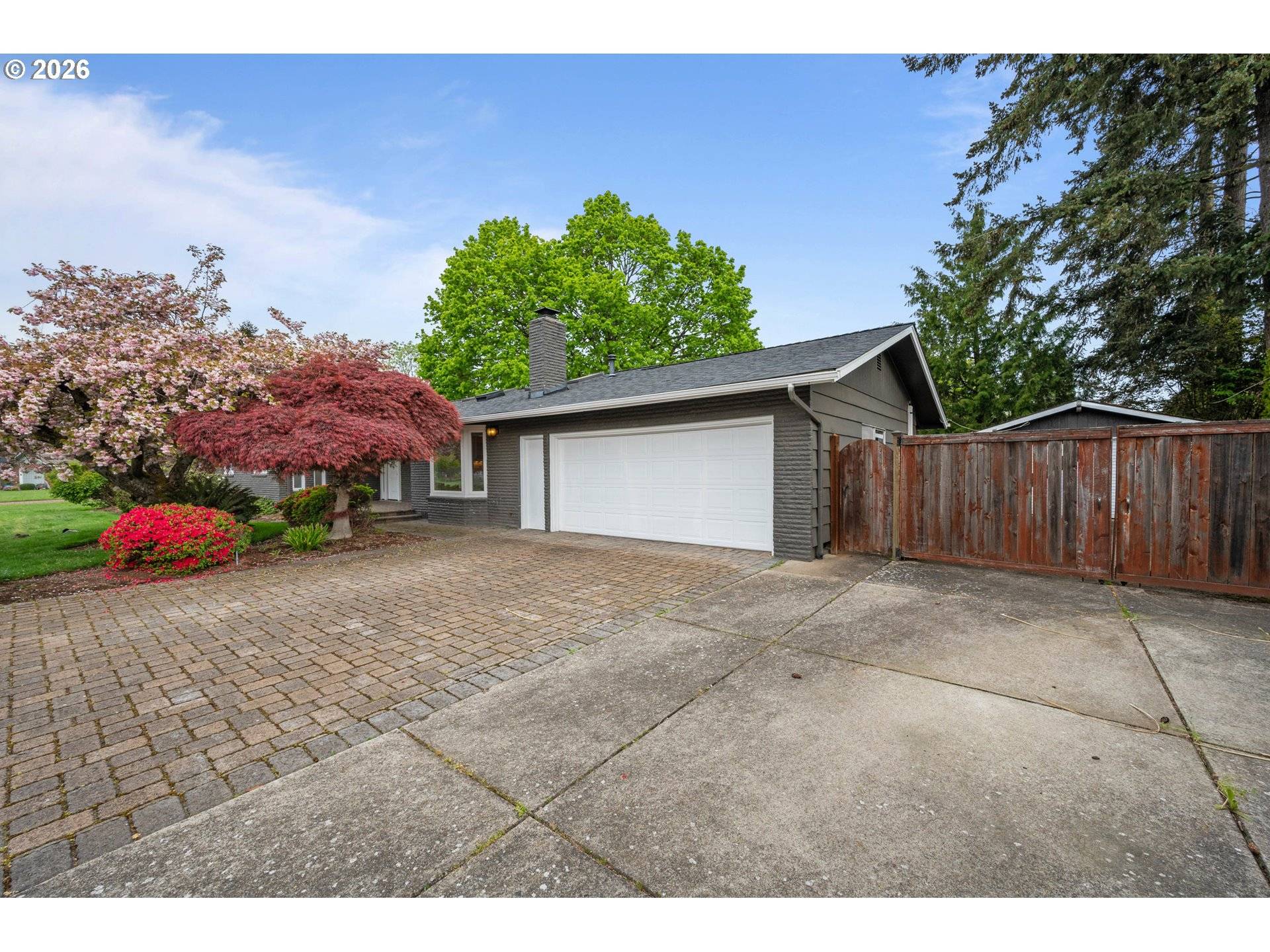 2169 KEITH WAY, Eugene, OR 97401