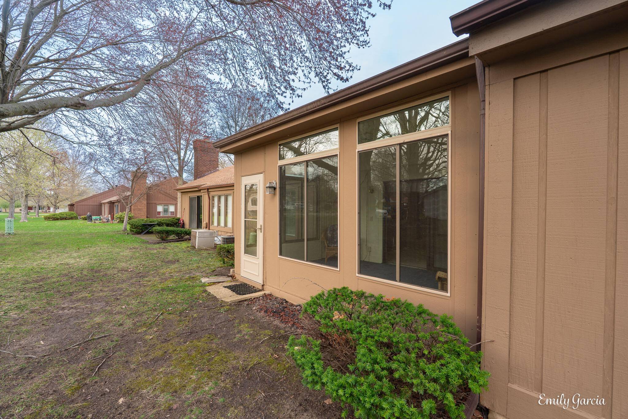 834 York AVE, Holland City, MI 49423