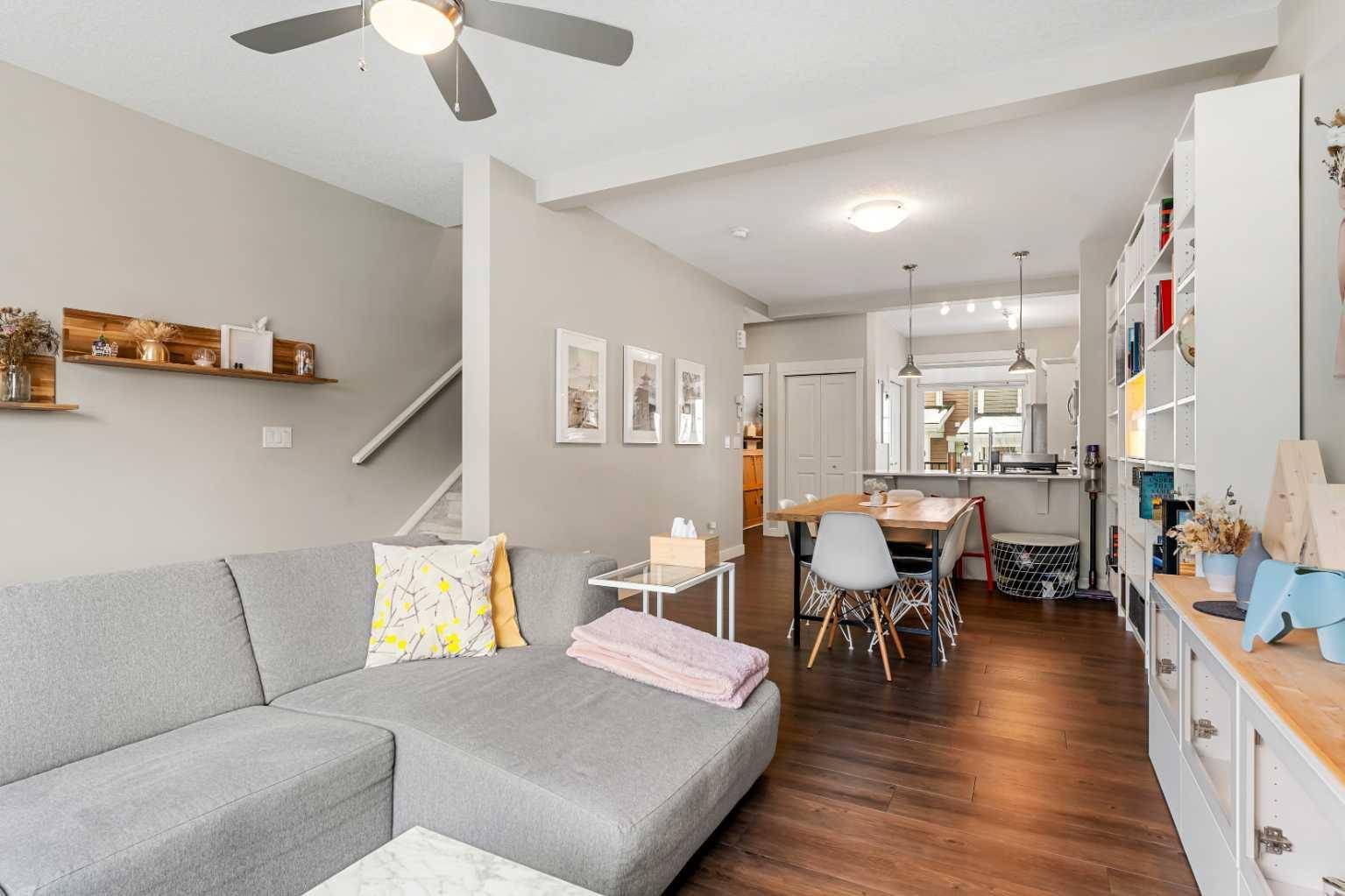 355 Nolancrest HTS NW #203, Calgary, AB T3R 0Z9