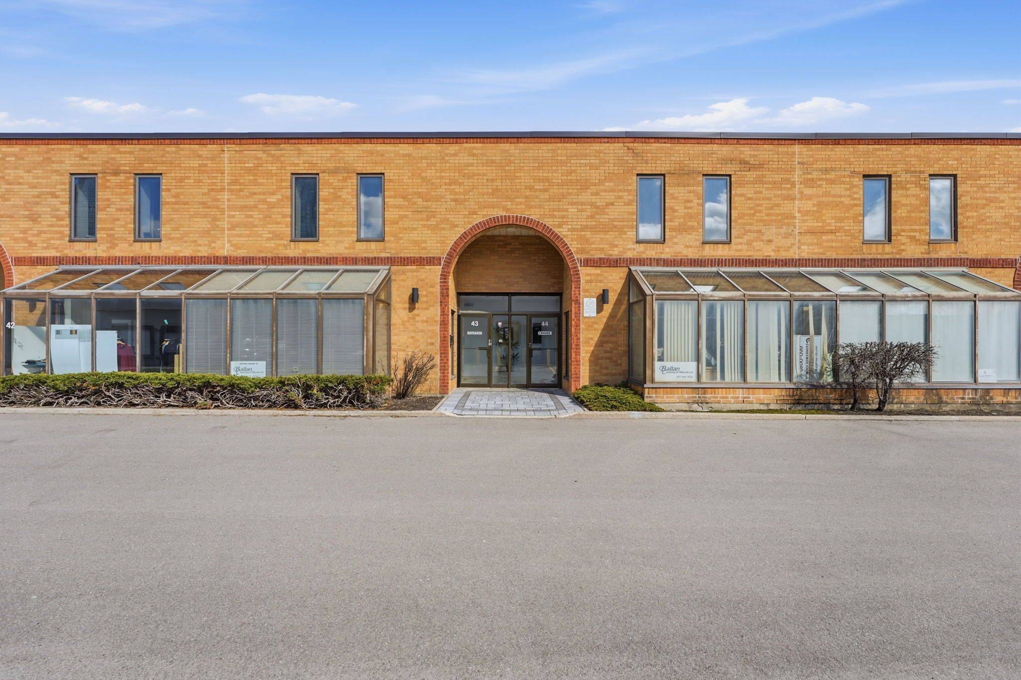 400 Creditstone RD #43, Vaughan, ON L4K 3Z3