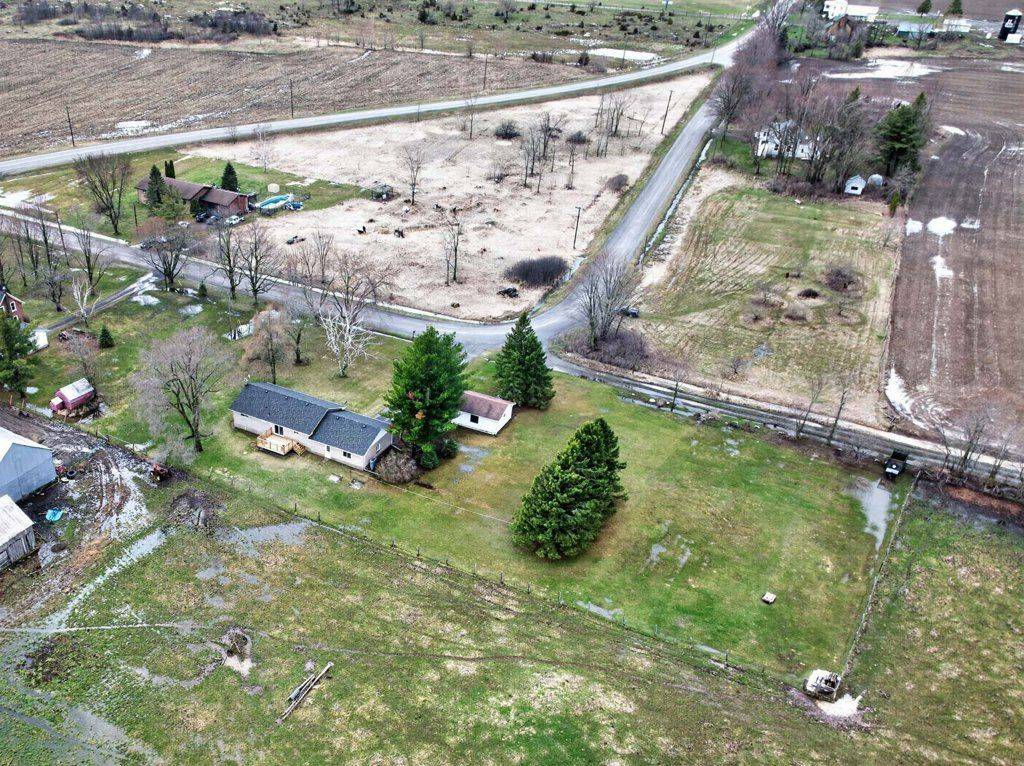 3633 Boundary aka Archie McCalpin RD, Front Of Leeds & Seeleys Bay, ON K7G 2T7