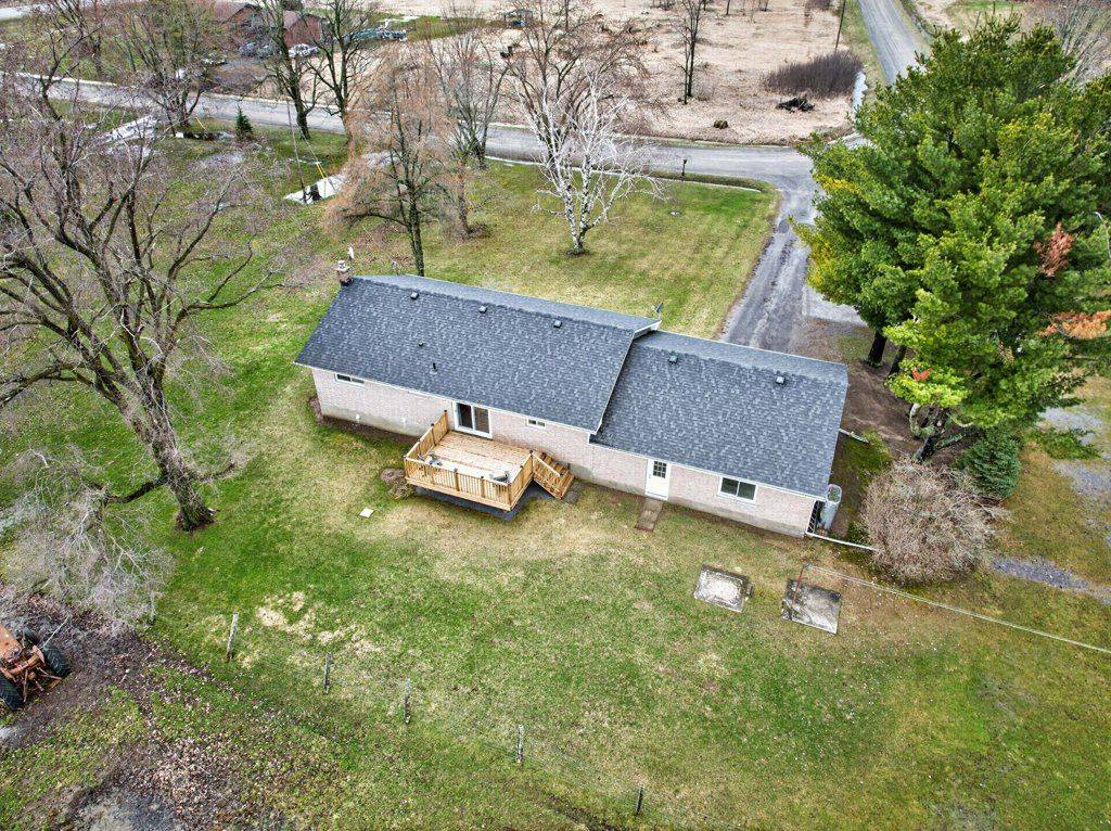 3633 Boundary aka Archie McCalpin RD, Front Of Leeds & Seeleys Bay, ON K7G 2T7