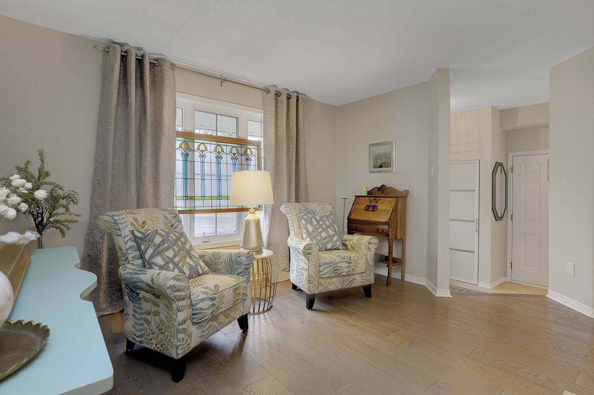 191 Cresthaven DR, Barrhaven, ON K2G 6Y2