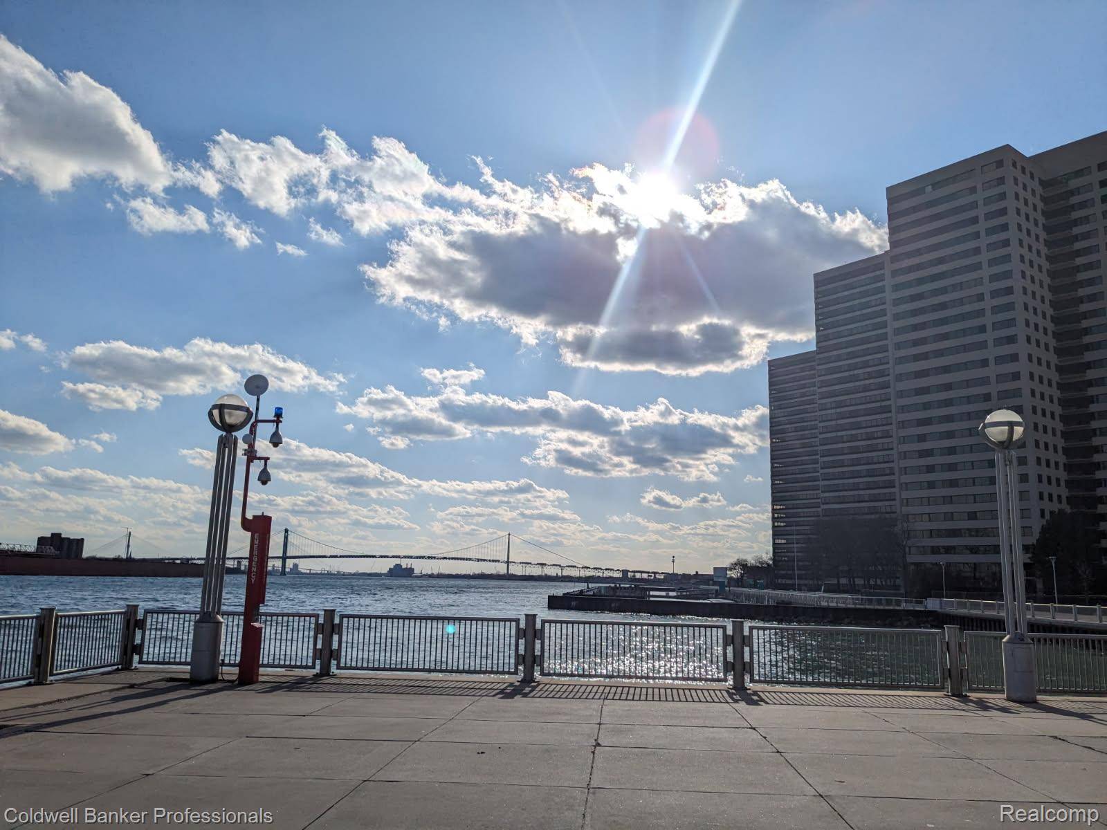 300 Riverfront DR #14-G, Detroit, MI 48226