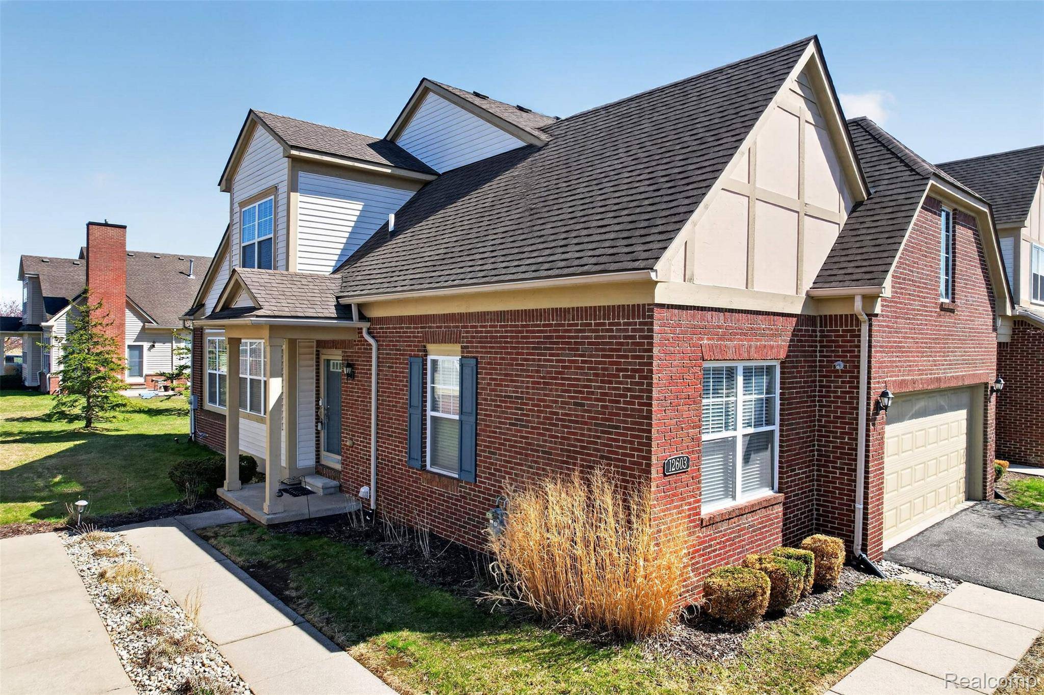 12603 Second AVE S, Southgate, MI 48195