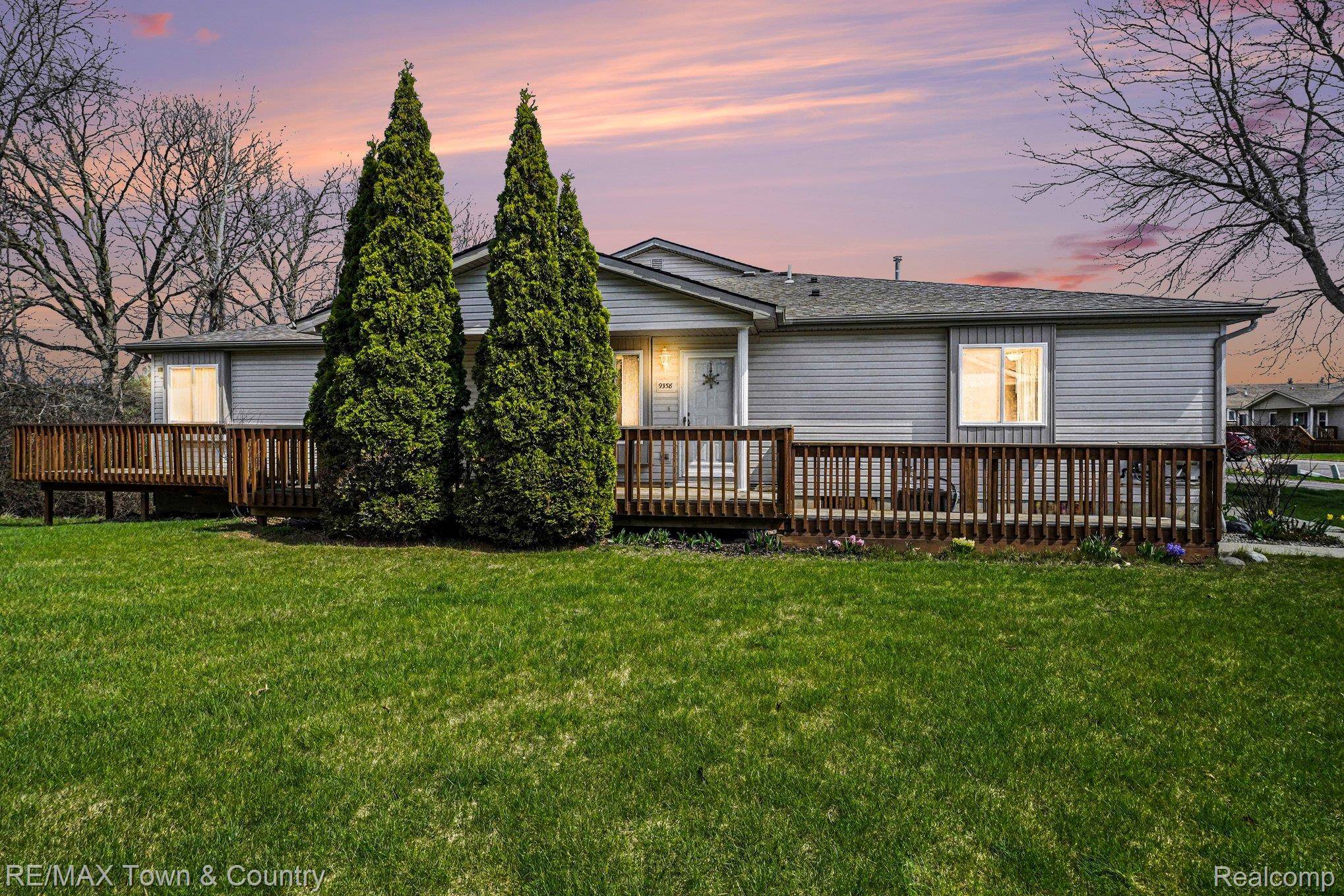 9358 Parkview CIR, Mundy Township, MI 48439