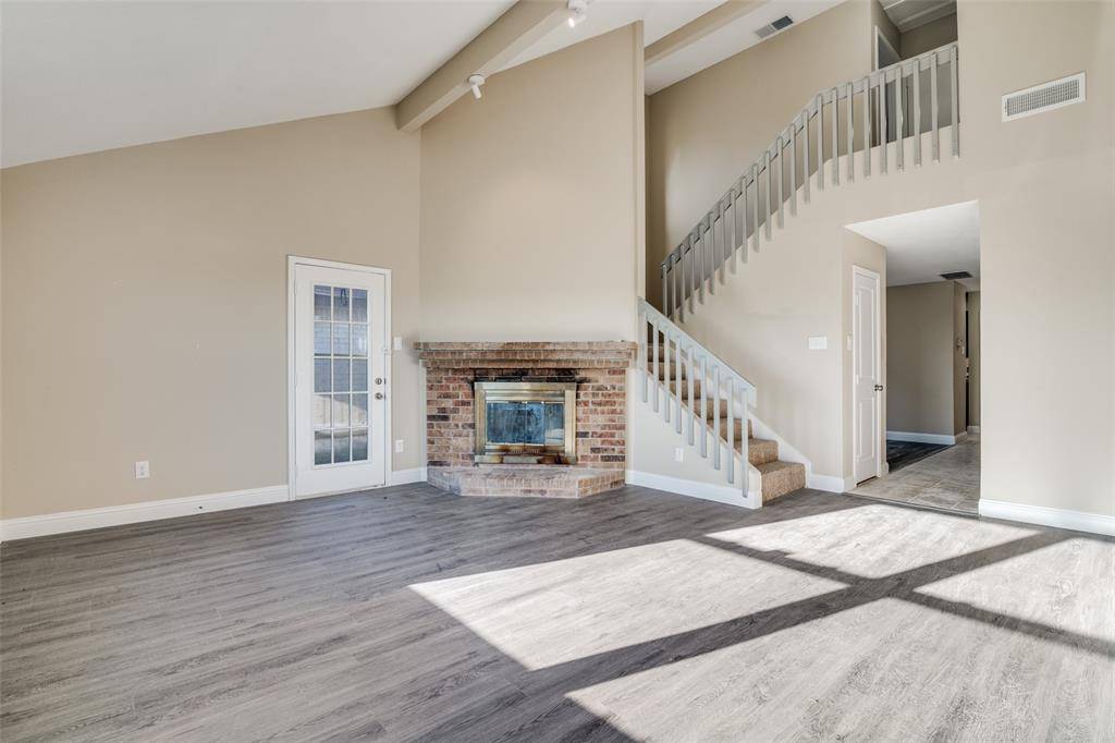 1229 Old Barn Lane, Mesquite, TX 75149