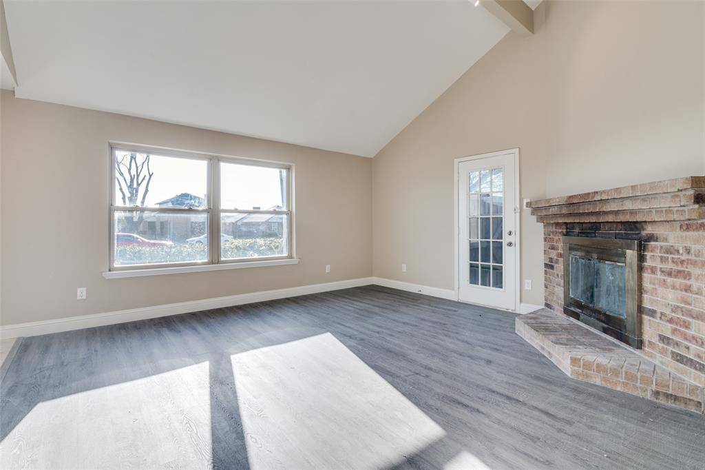 1229 Old Barn Lane, Mesquite, TX 75149