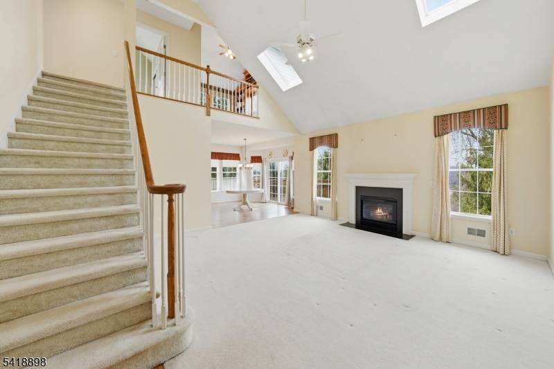 61 Canada Goose Dr, Allamuchy Twp., NJ 07840