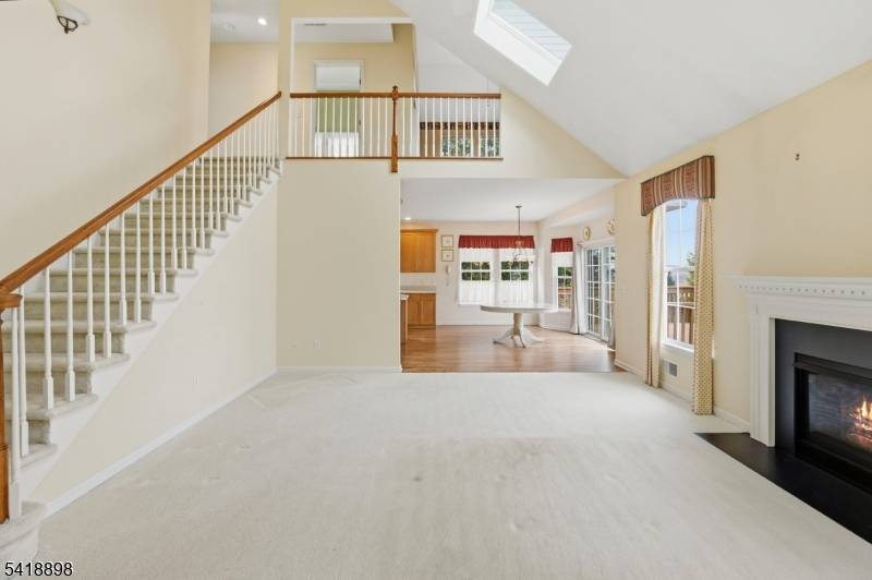 61 Canada Goose Dr, Allamuchy Twp., NJ 07840