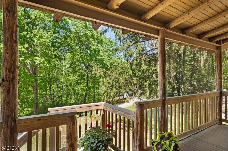 107 Cedar Dr, Andover Twp., NJ 07860