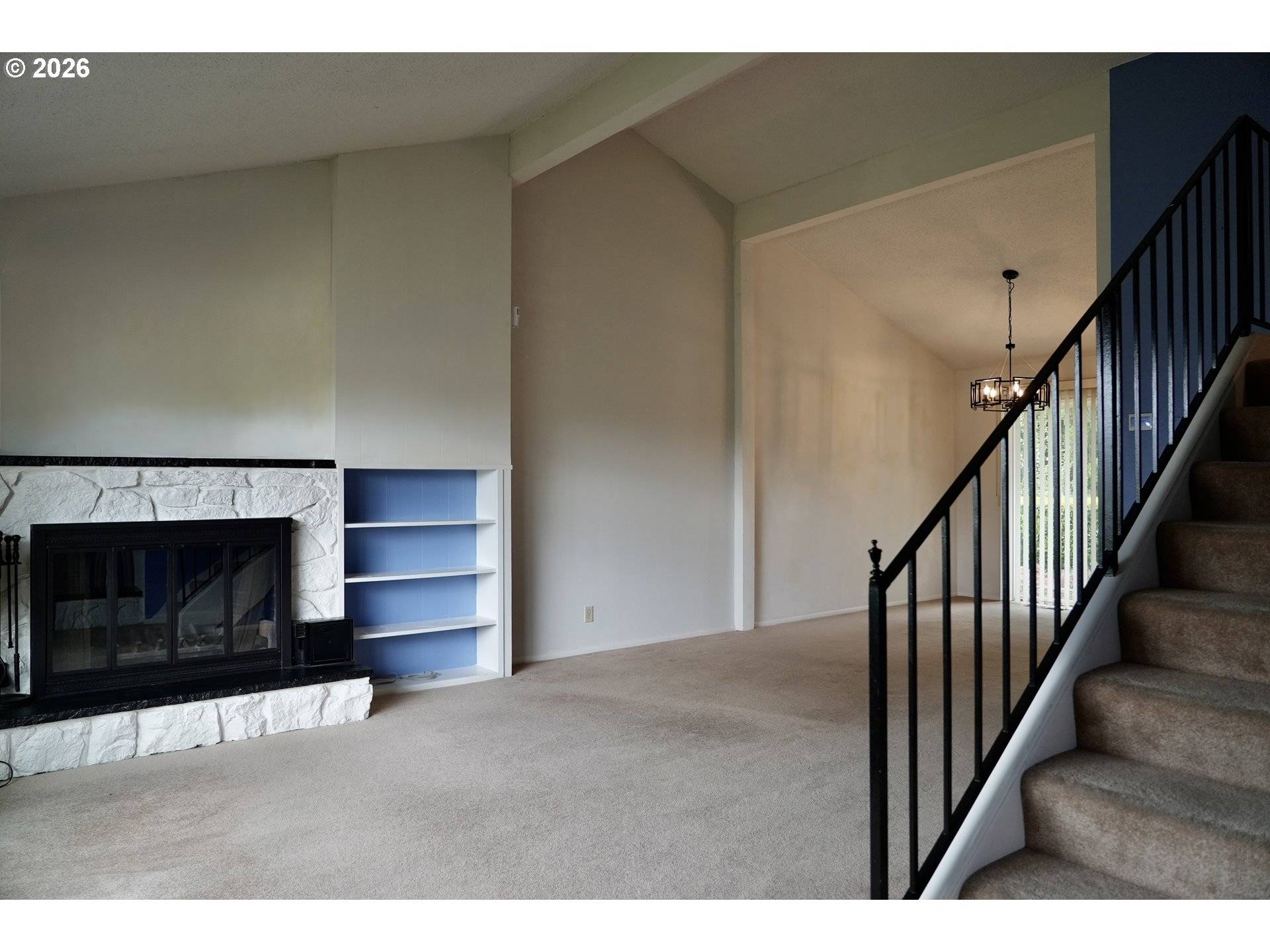 445 STERLING DR, Eugene, OR 97404