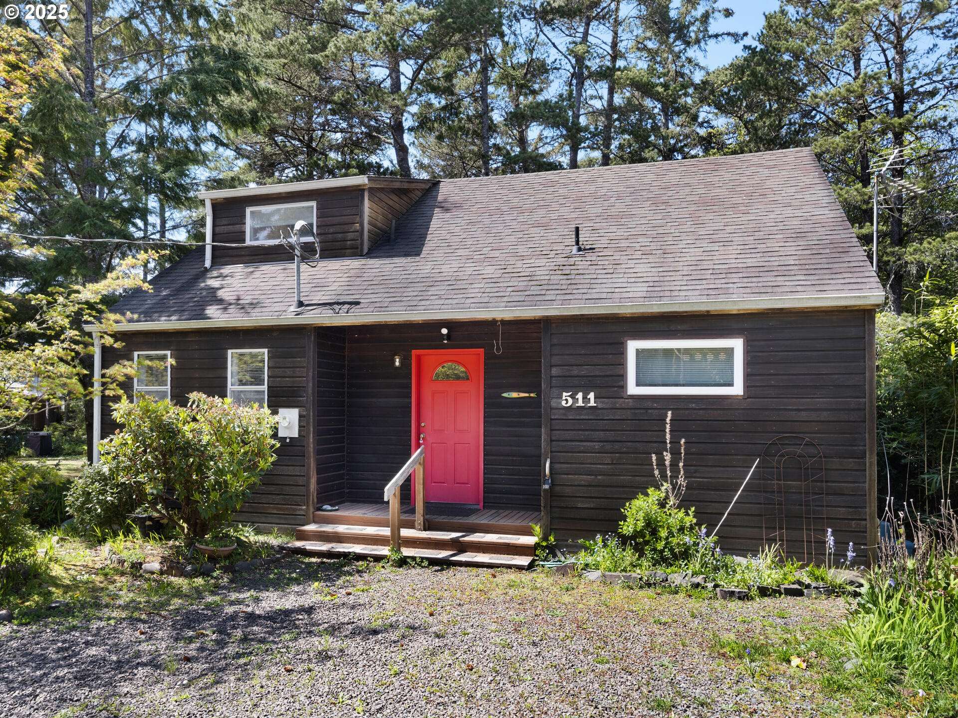 511 1ST ST, Manzanita, OR 97130