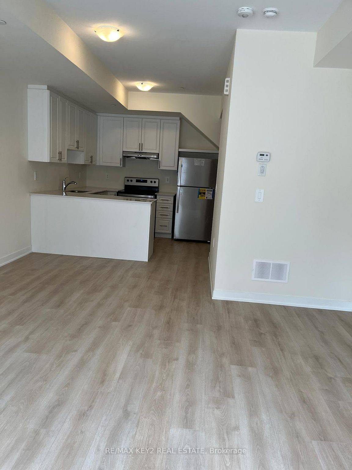 1695 Dersan ST #230, Pickering, ON L1X 0S9