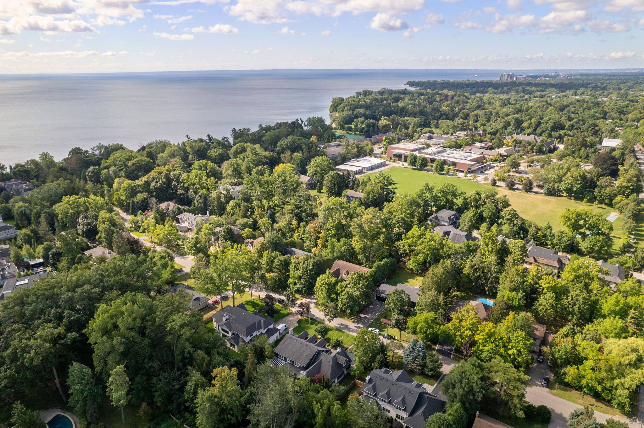 79 Birch Hill LN, Oakville, ON L6K 2P1