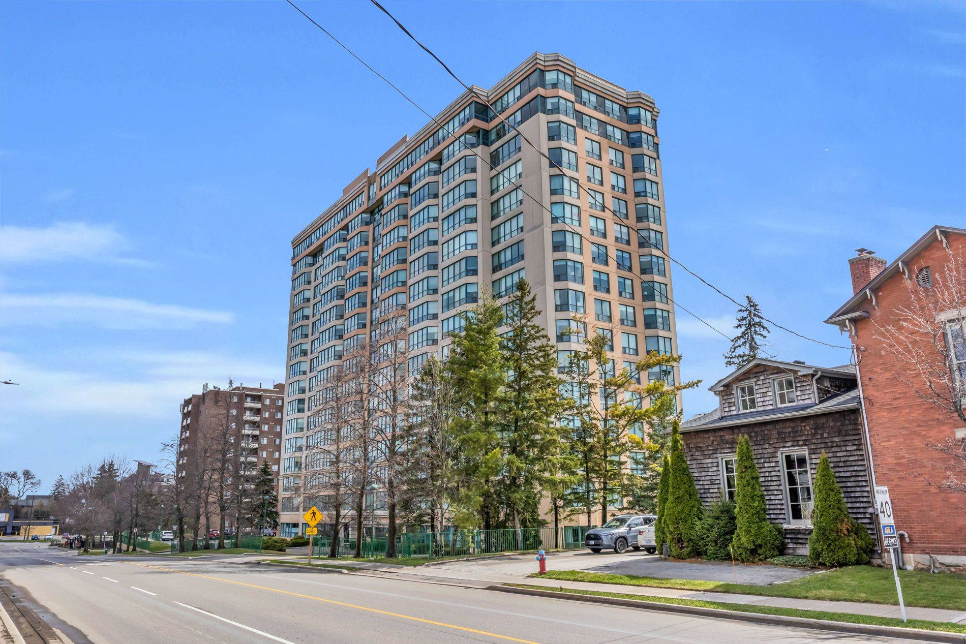 100 Millside DR #509, Milton, ON L9T 5E2