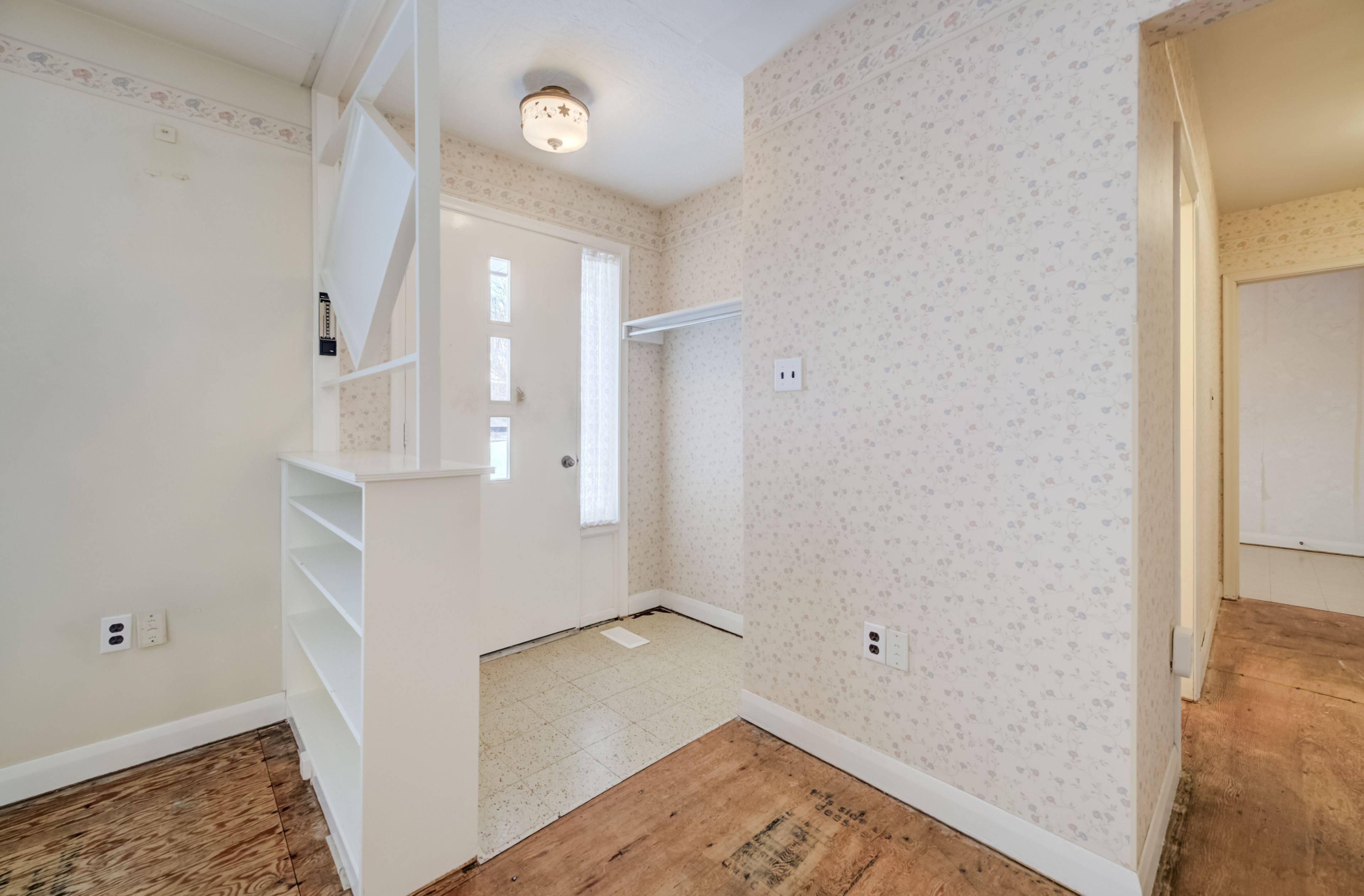 130 King ST E, Wellington North, ON N0G 2L2