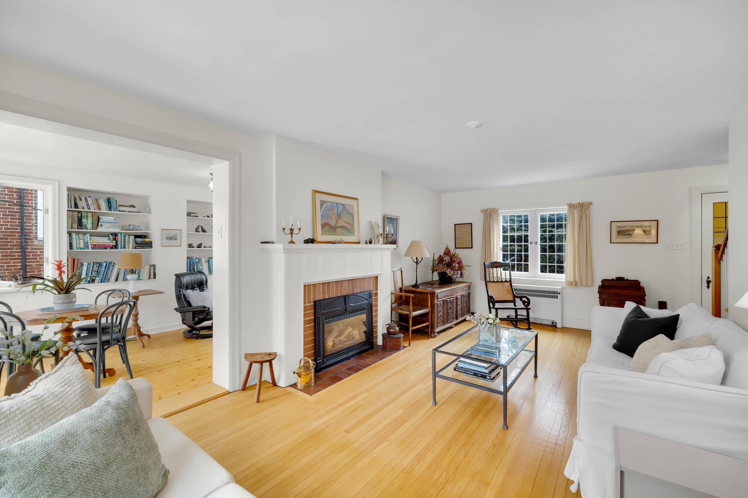 248 Old Irving PL, Dows Lake - Civic Hospital And Area, ON K1Y 2A1