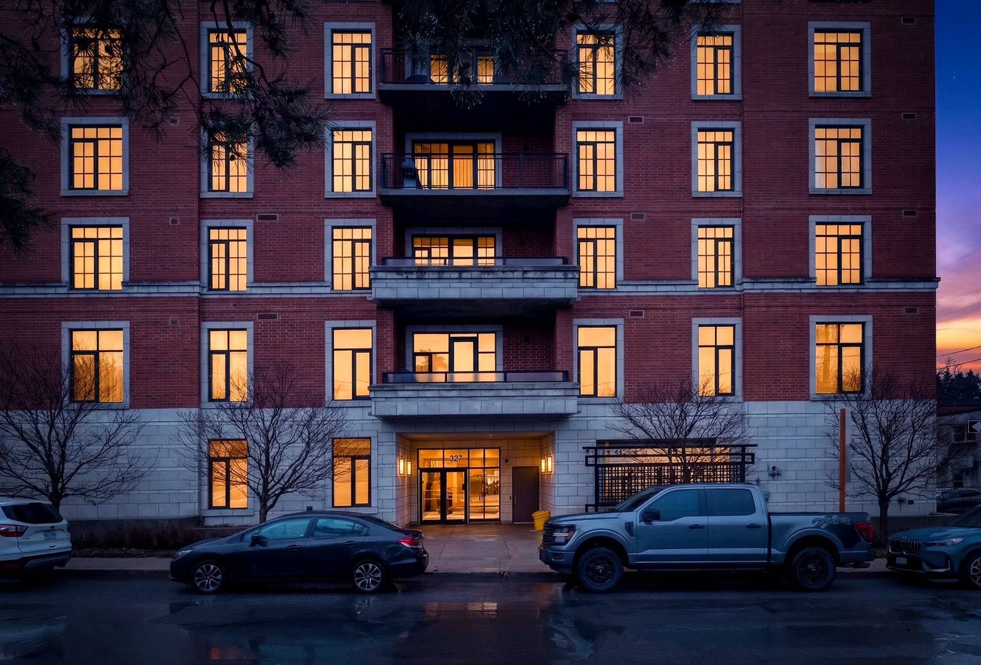 327 Breezehill AVE S #410, Dows Lake - Civic Hospital And Area, ON K1Y 1R6