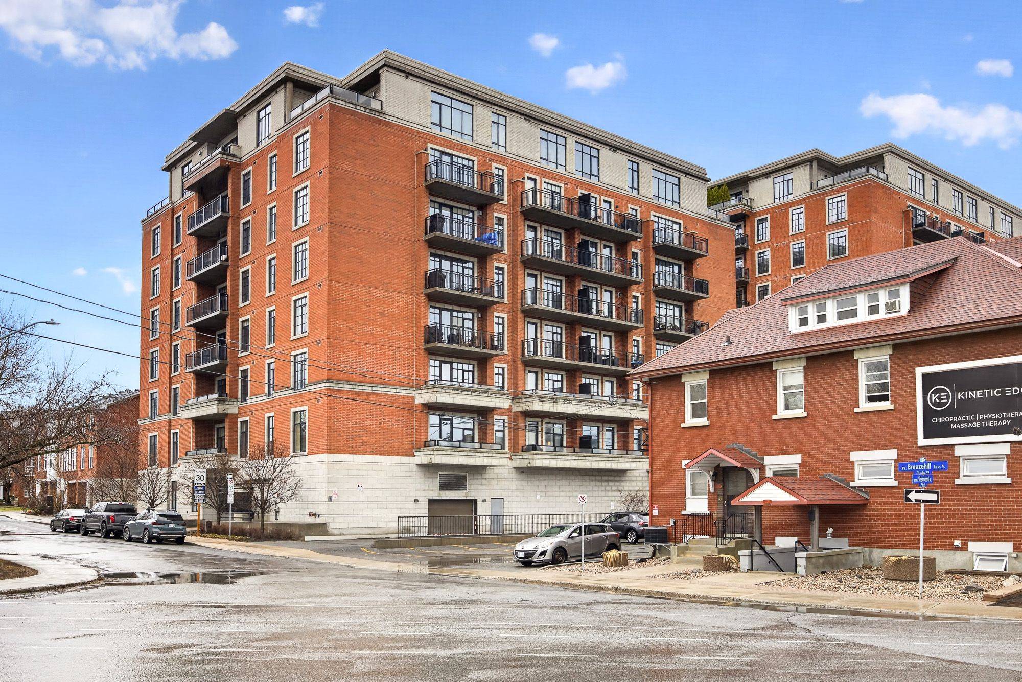 327 Breezehill AVE S #410, Dows Lake - Civic Hospital And Area, ON K1Y 1R6