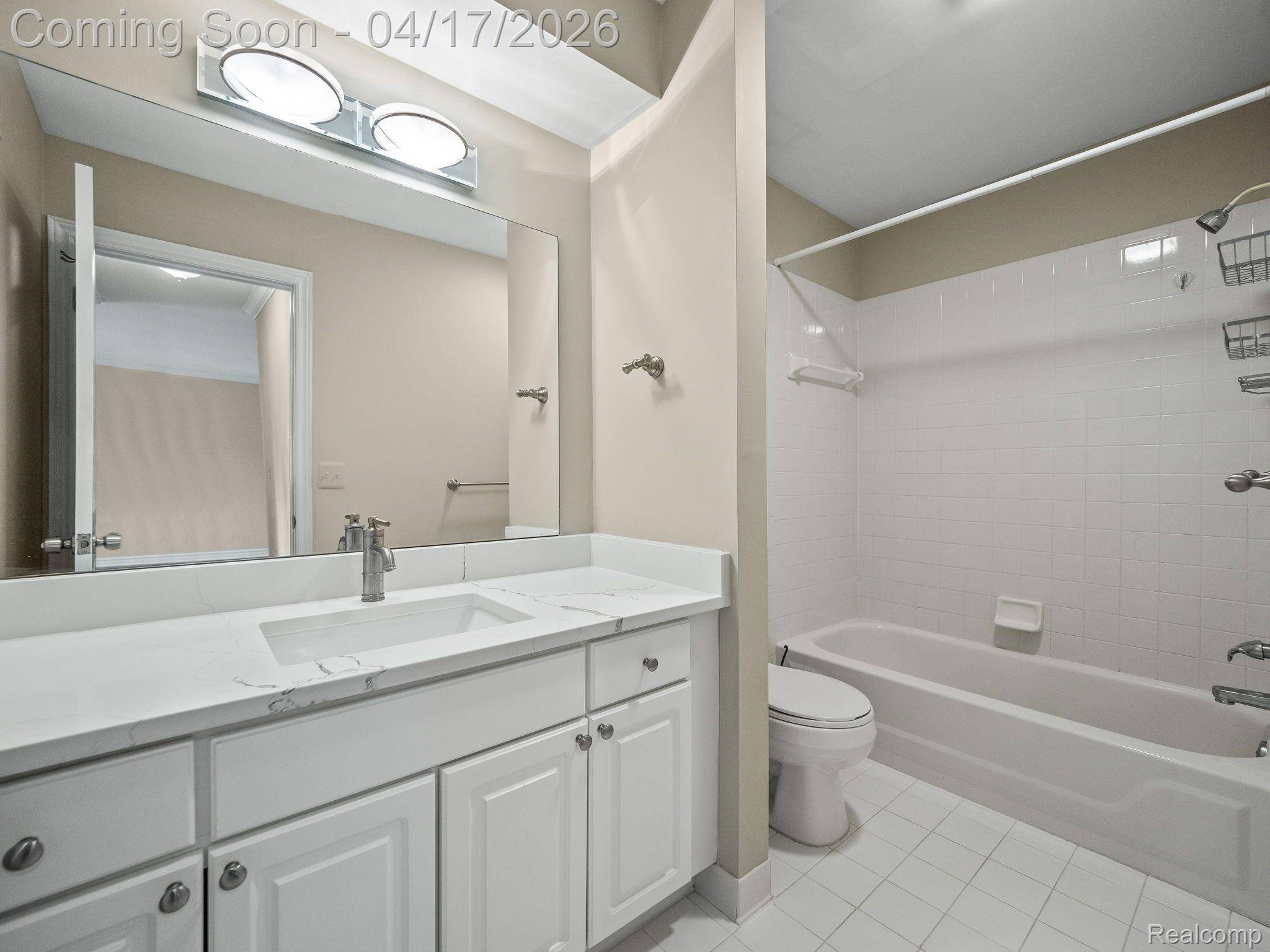 444 CHESTER ST #425, Birmingham, MI 48009