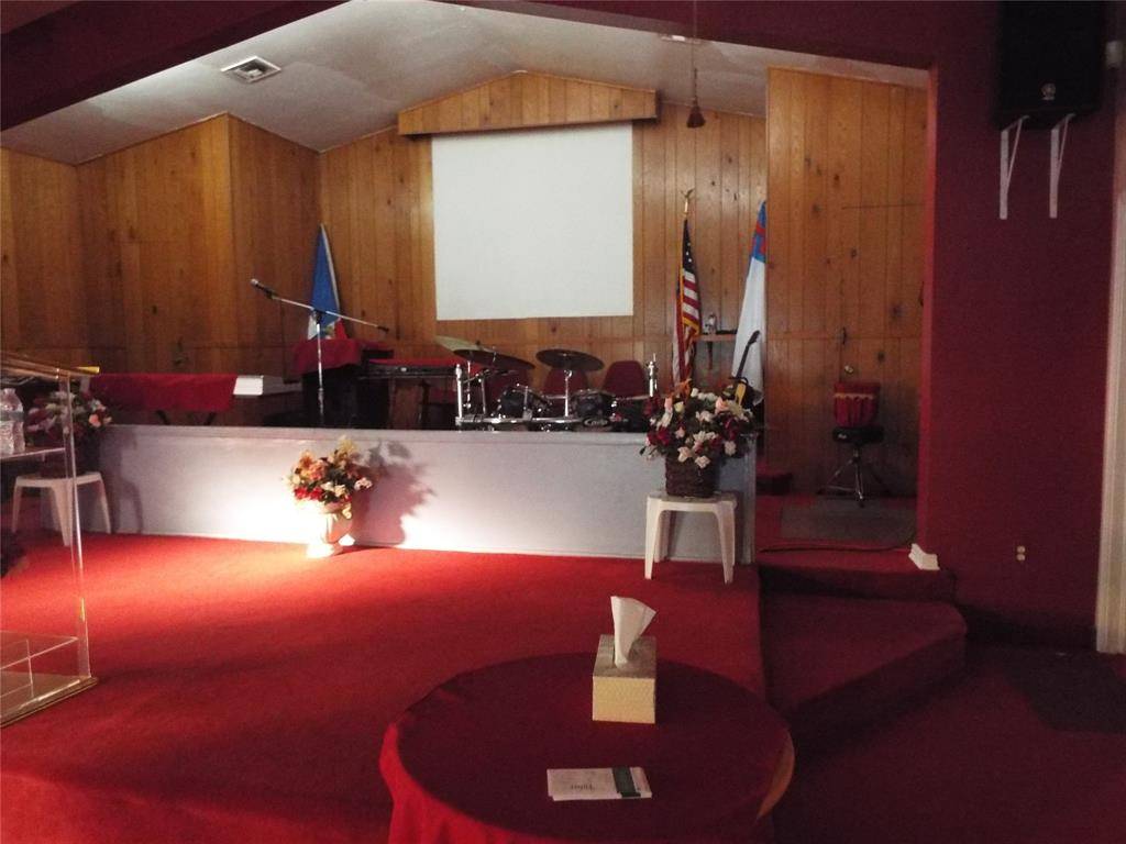 7905 Hume Drive, Dallas, TX 75227