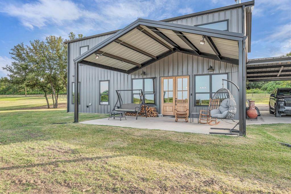 350 County Road 494 S, Chilton, TX 76632