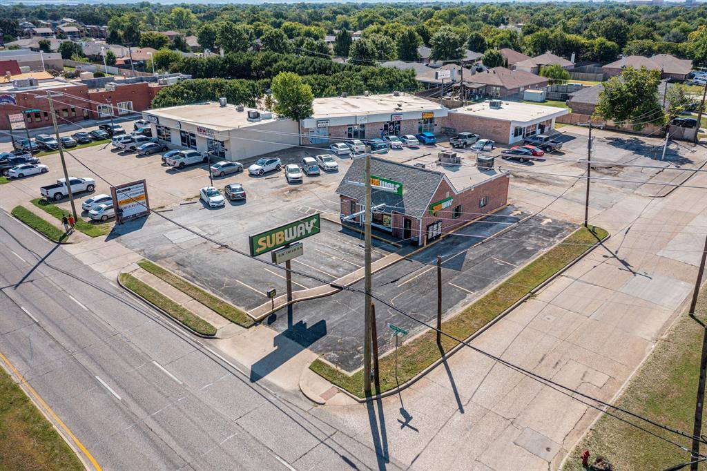 455 W Pioneer Parkway, Grand Prairie, TX 75051