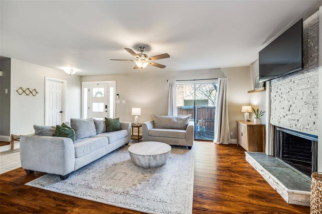 2604 Custer Parkway #B, Richardson, TX 75080