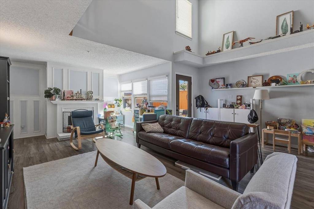 315 Stoneledge Drive, Irving, TX 75063