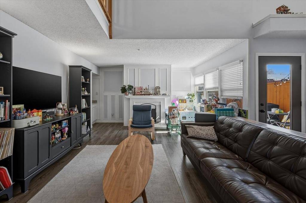 315 Stoneledge Drive, Irving, TX 75063