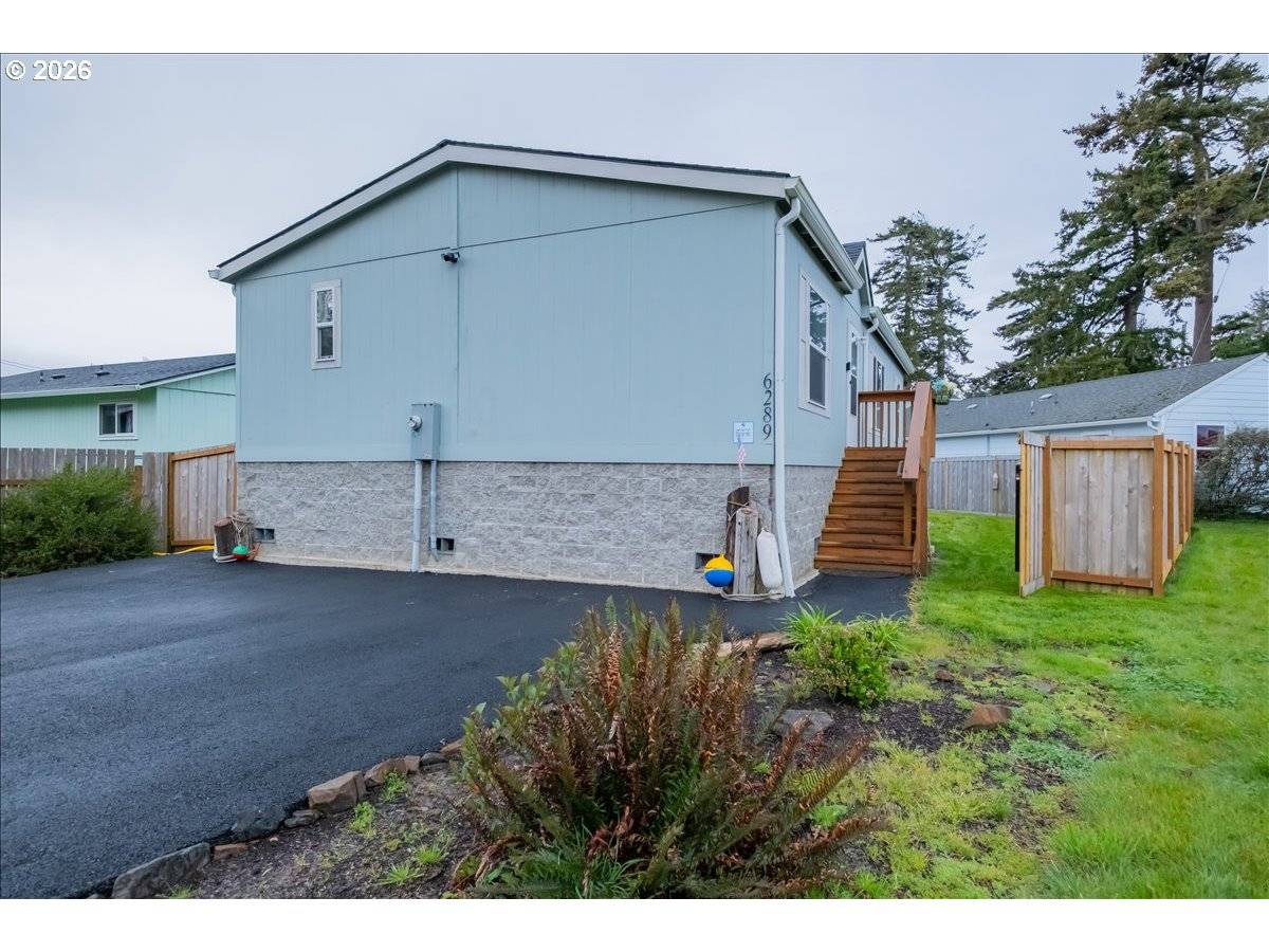 6289 SW JETTY AVE, Lincoln City, OR 97367