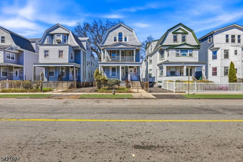 243 S Clinton St, East Orange City, NJ 07018