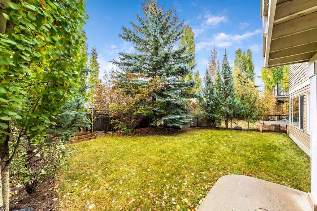40 Cougar Ridge HTS SW, Calgary, AB T3H 4X5