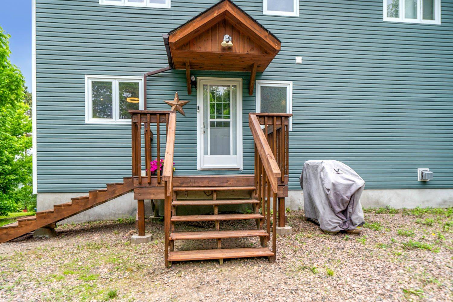 1033 Harvest Moon LN, Algonquin Highlands, ON K0M 1S0