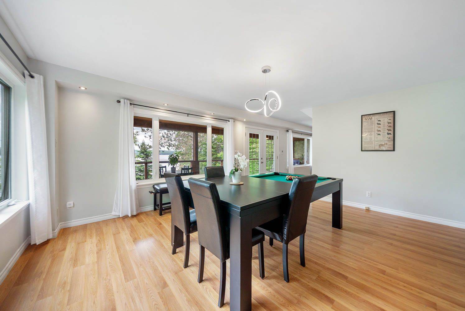 1033 Harvest Moon LN, Algonquin Highlands, ON K0M 1S0