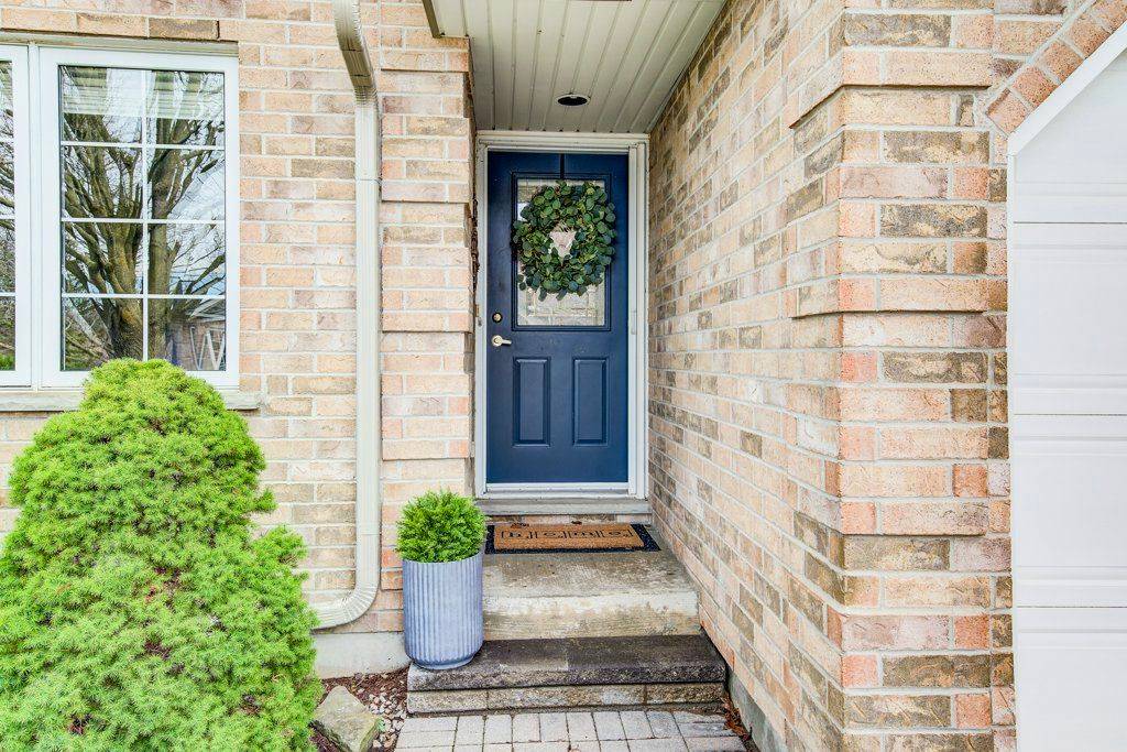 1198 Swan ST #1, North Dumfries, ON N0B 1E0