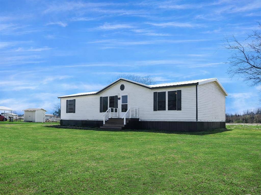 1066 Brockwood Lane, Crandall, TX 75114