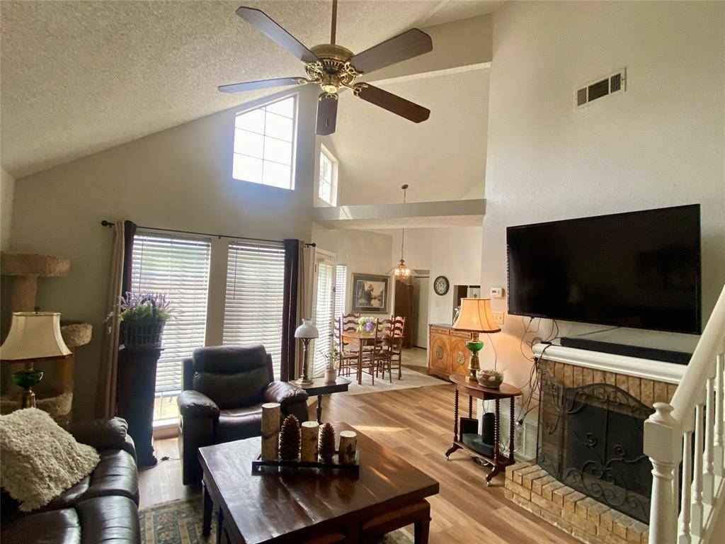 3167 Royal Lane, Dallas, TX 75229