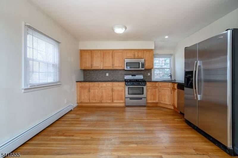 335 Prospect Ave, Dunellen Boro, NJ 08812