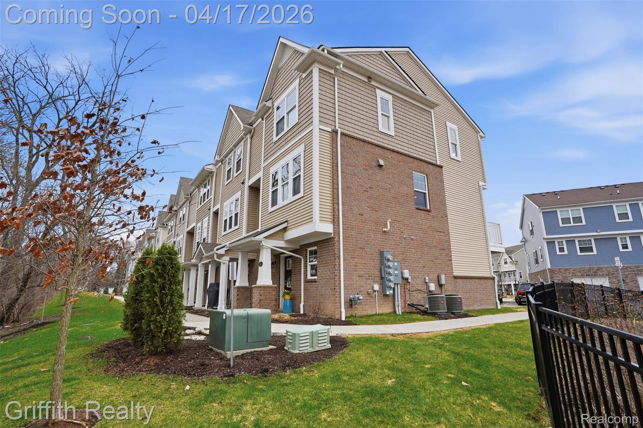 614 Anne AVE, Brighton, MI 48116