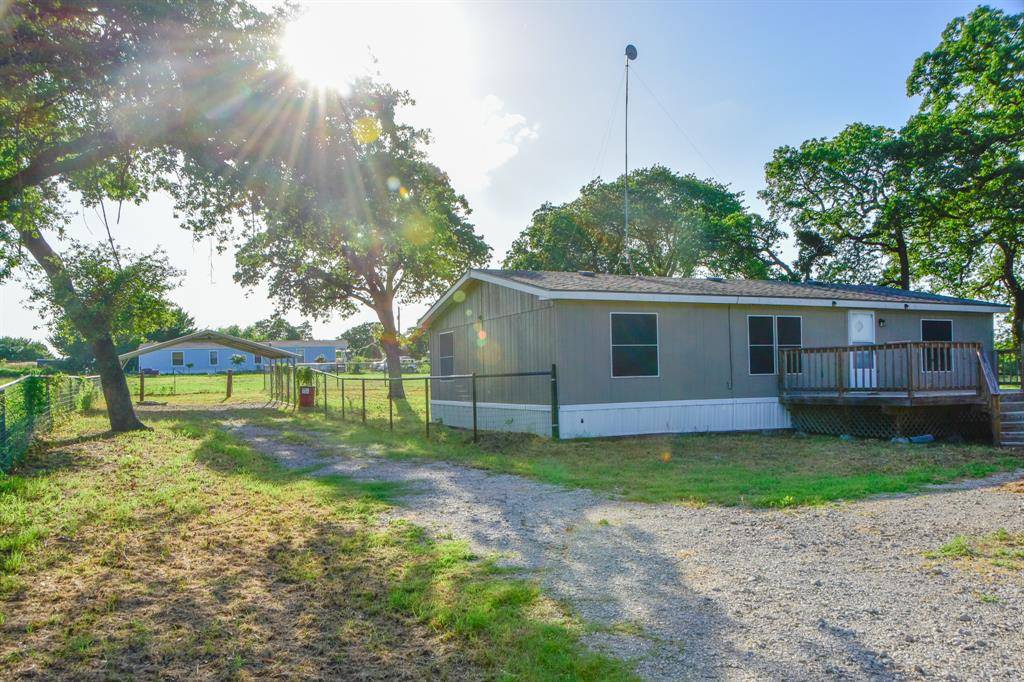 289 Belle Place, Springtown, TX 76082