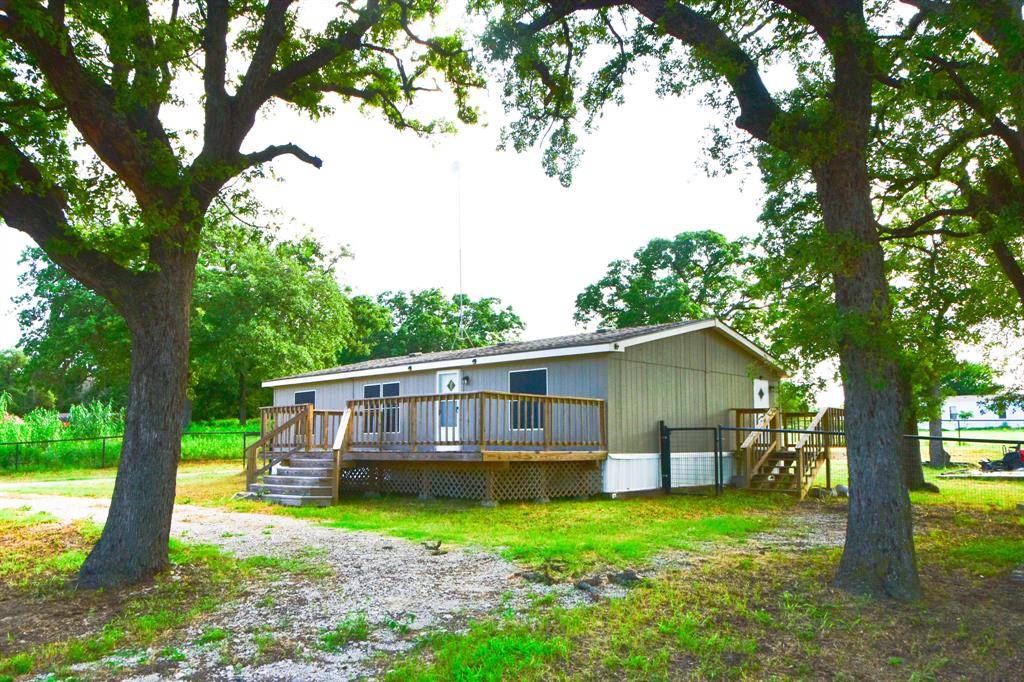 289 Belle Place, Springtown, TX 76082