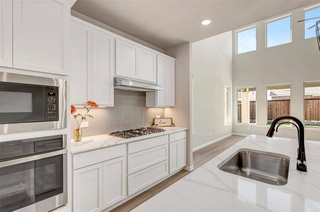 5033 Ressina Drive, Celina, TX 76227