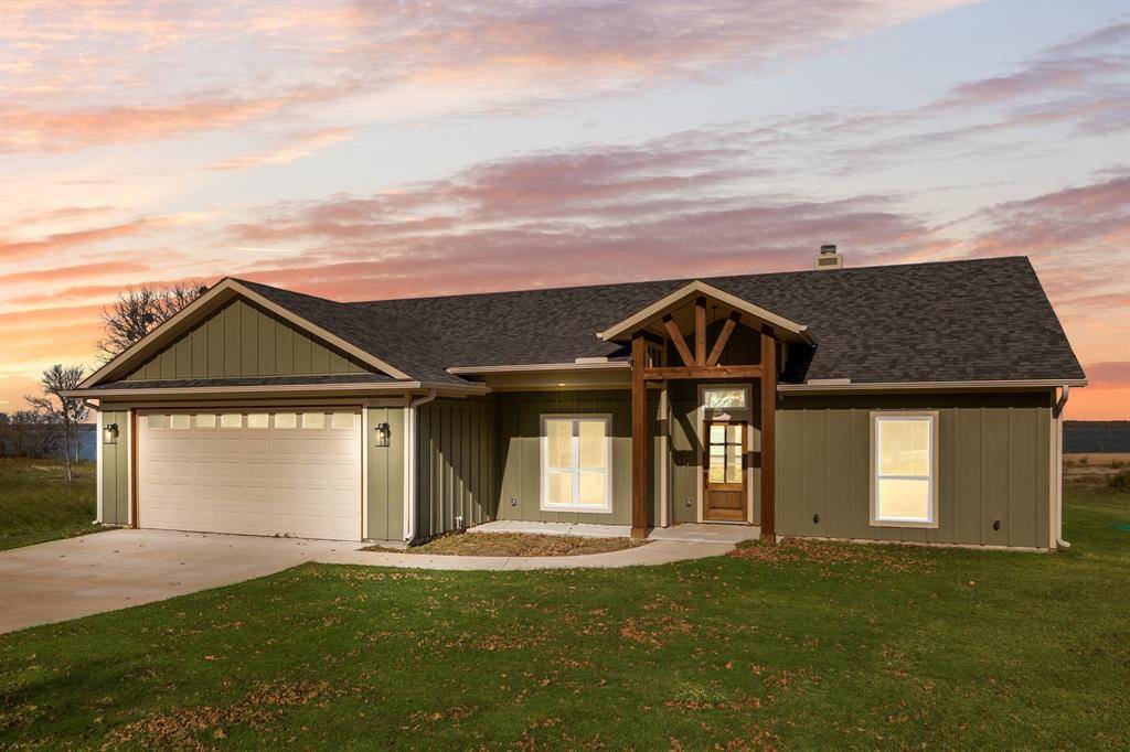 305 Caro Drive, West Tawakoni, TX 75474