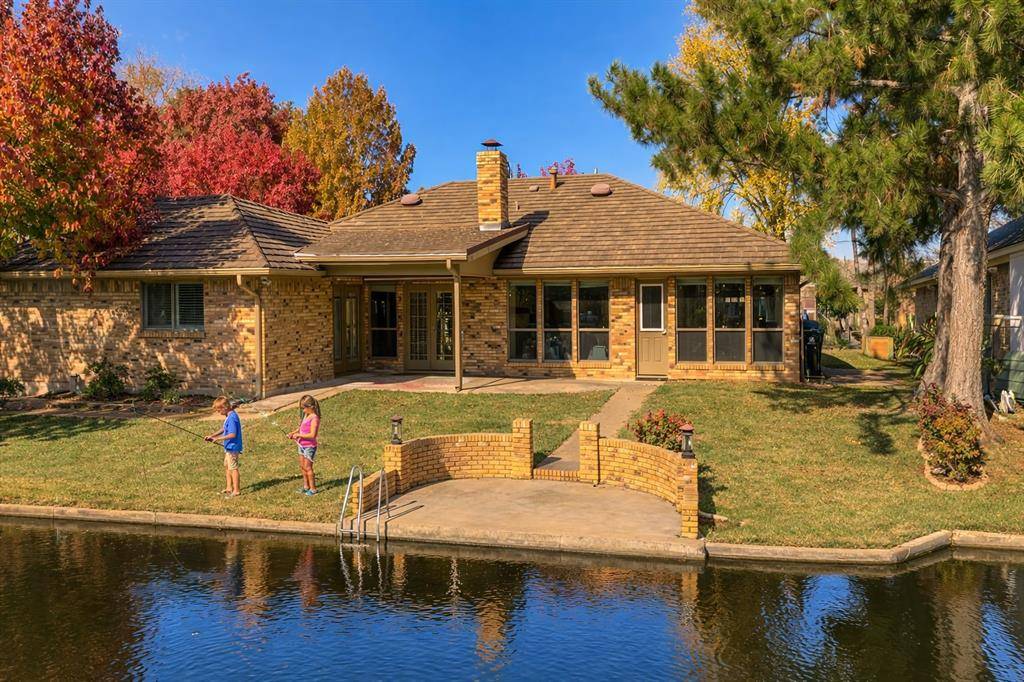 2814 Augusta Lane, Arlington, TX 76012