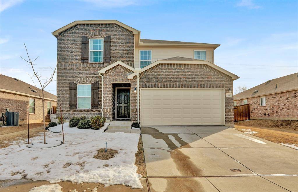 1340 Waggoner Drive, Aubrey, TX 76227